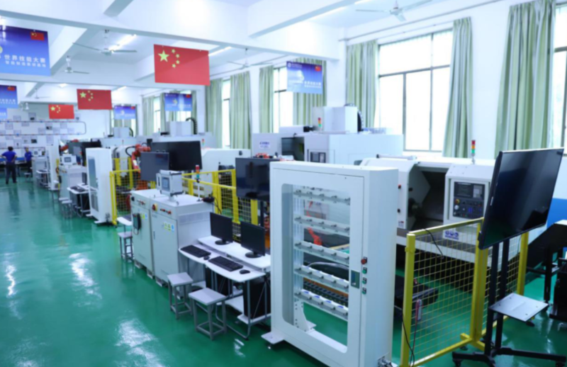 智能制造技術應用專業(初中起點,高技五年制)