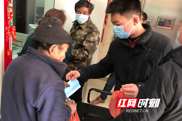 展青年擔當！衡陽技師學院“00后”學子主動“請纓”奮戰防疫一線