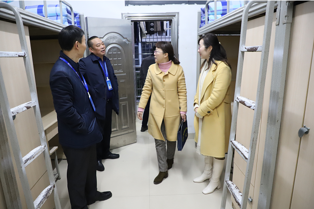 學院迎接省級文明校園創(chuàng)建工作檢查