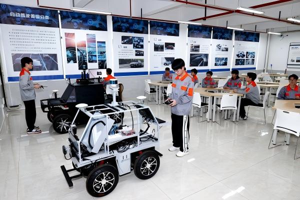 智能網聯整車實訓室