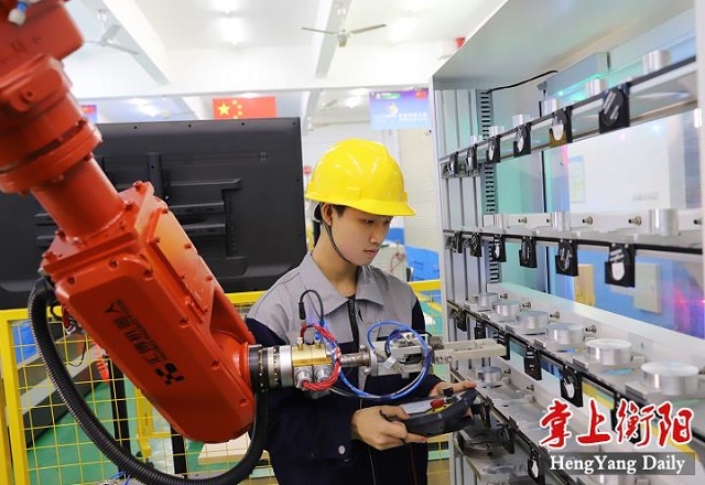 了不起!衡陽這群“00后”,助力嫦娥五號探月工程