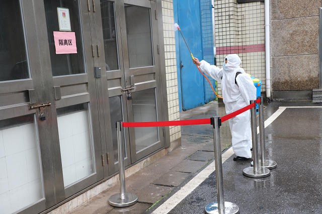 疫情防控不懈??！衡陽(yáng)技師學(xué)院開(kāi)展常態(tài)化疫情防控應(yīng)急演練