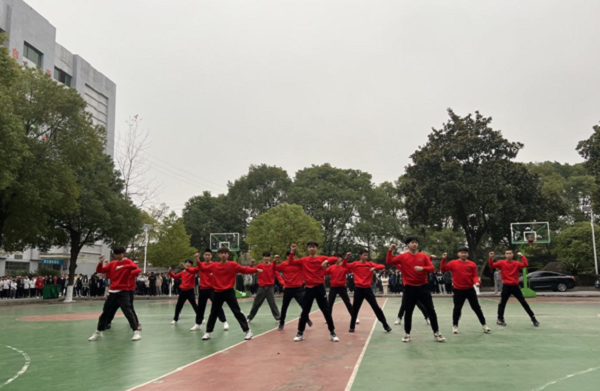 電氣工程學院：我舞蹈 我快樂