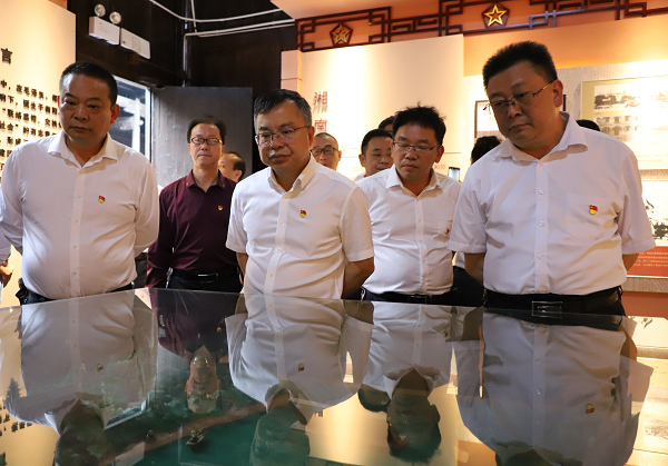 衡陽技師學(xué)院主題教育讀書班暨黨委理論學(xué)習(xí)中心組（擴(kuò)大）赴湘南學(xué)聯(lián)開展實踐學(xué)習(xí)