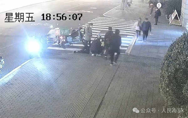 “人民海軍”為我院學生羅宇杰見義勇為點贊