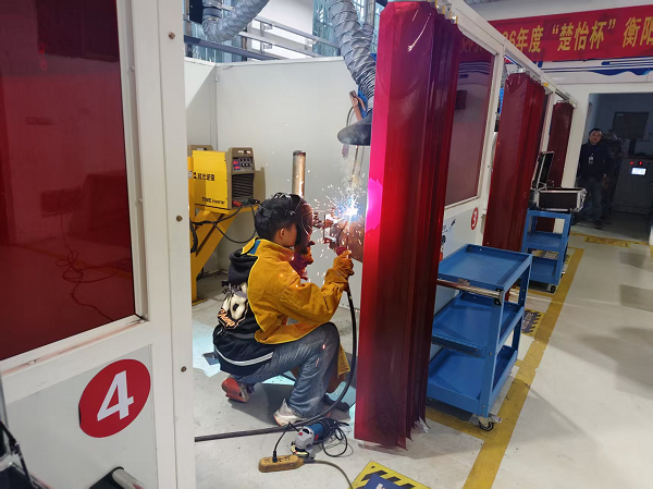 “楚怡杯”衡陽市職業(yè)院校技能競賽焊接技術賽項在我院舉行
